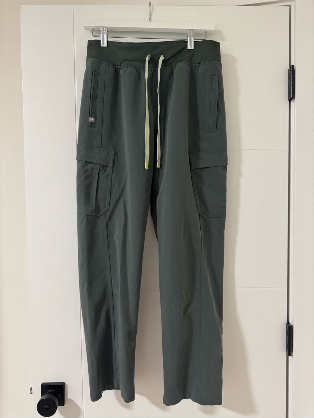 FIGs Moss scrub pants size MP